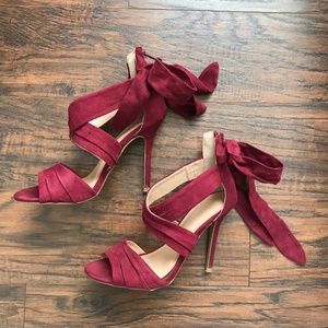 Charlotte Russe Burgundy Heels with Bows Size 6